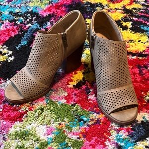 Stylish Tan Peep-Toe Ankle Boots